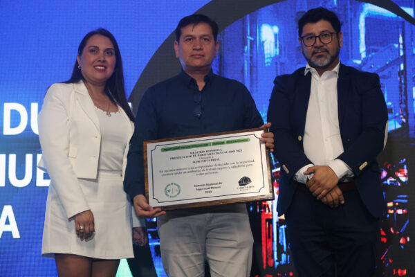 Cphs destacado 1 mencion honrosa